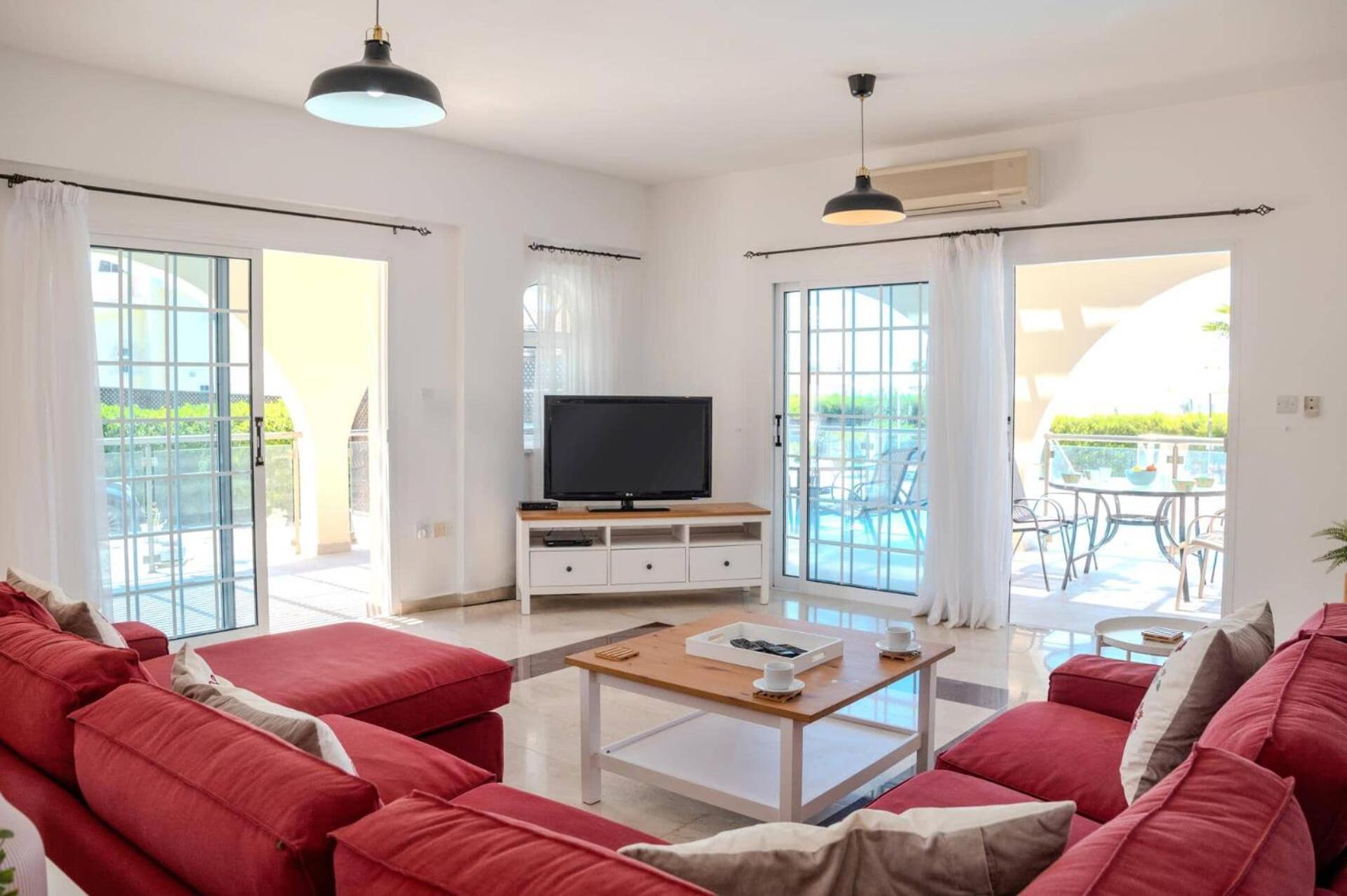 Villa Danae Coral Bay By Villa Plus Pegeia Eksteriør billede