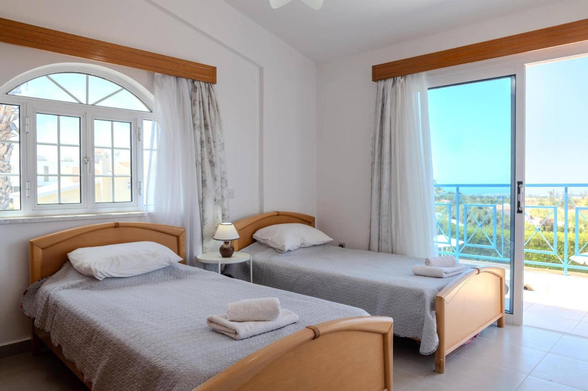 Villa Danae Coral Bay By Villa Plus Pegeia Eksteriør billede